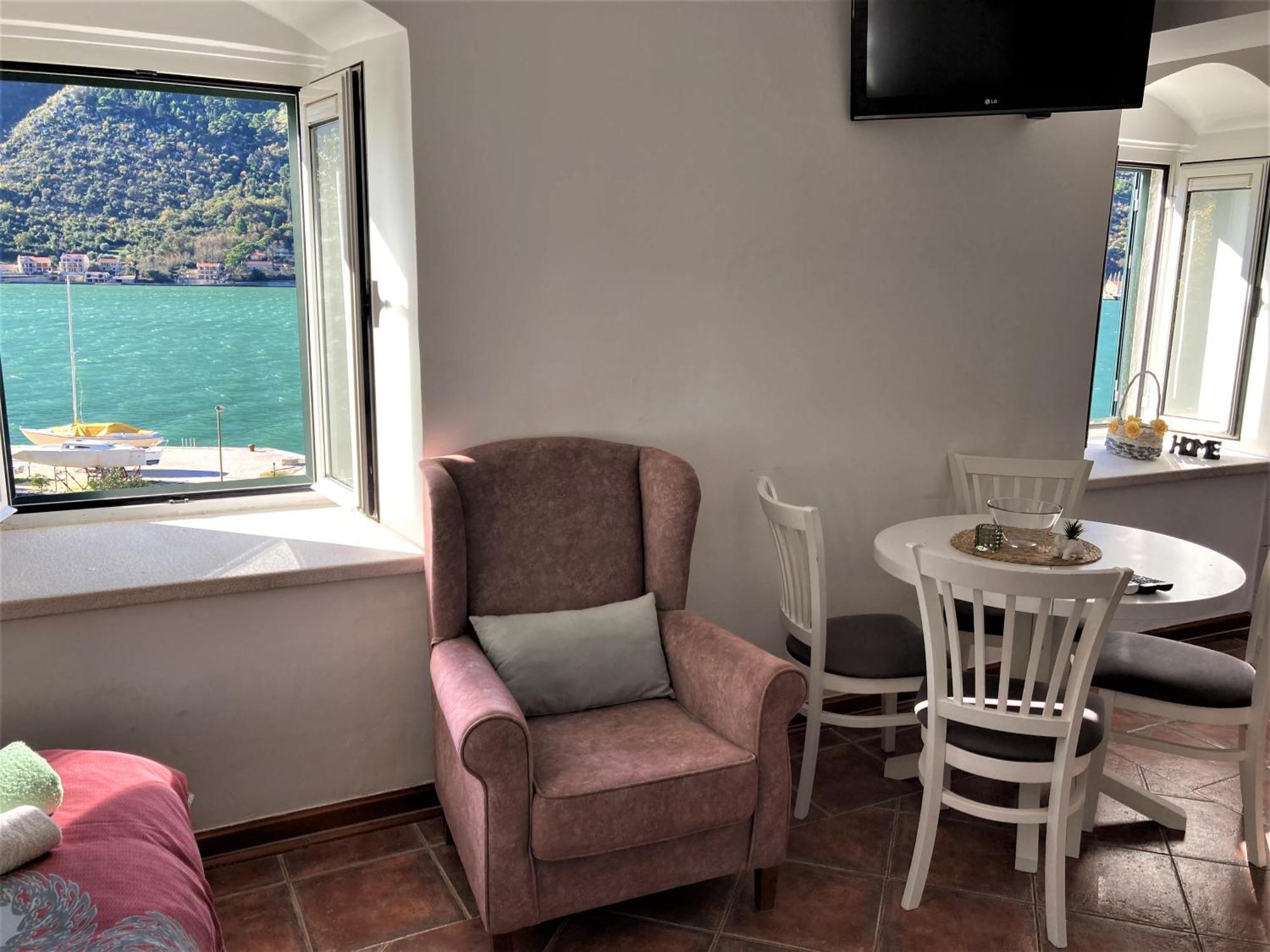 Villa Kamena Kotor Exterior photo